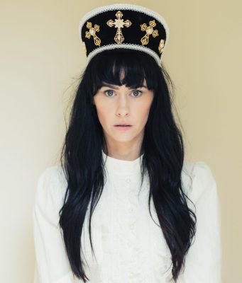 Anna Wolf Tackles Unmet Expectations On ‘Prayers’ Anna Wolf Prayers on Right Chord Music