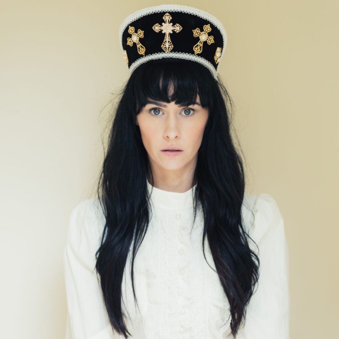 Anna Wolf Tackles Unmet Expectations On ‘Prayers’ Anna Wolf Prayers on Right Chord Music