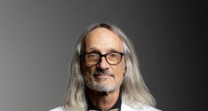 Ken Holt Reflects On Relationships On ‘You Don’t Have To Stand’ Ken Holt You Don't Have To Stand on Right Chord Music