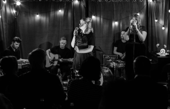 Saffron Accepts It ‘Can’t Be Mended’ Saffron Can't Be Mended on Right Chord Music