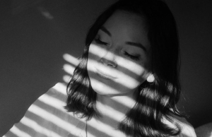 Crissi Cochrane Explores Resilience On ‘Black Wasp’ Crissi Cochrane Black Wasp on Right Chord Music