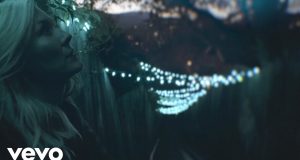 Victoria George Shares Gratitude On ‘Every Little Bit’