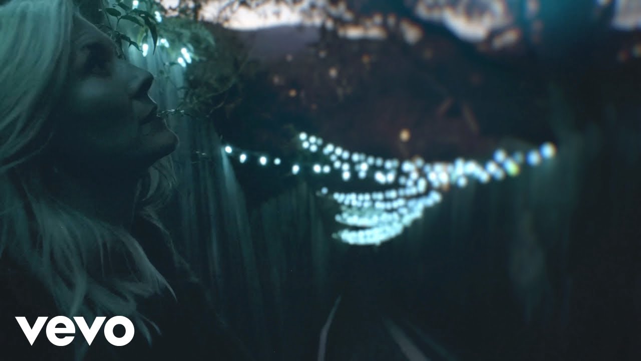 Victoria George Shares Gratitude On ‘Every Little Bit’ | RCM Blog