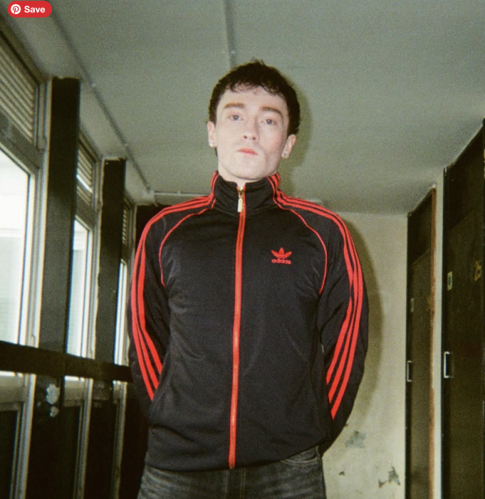 Aidan Cross Reveals New Album ‘Boy Get Behind Me’ Aidan Cross - Boy Get Behind Me on Right Chord Music