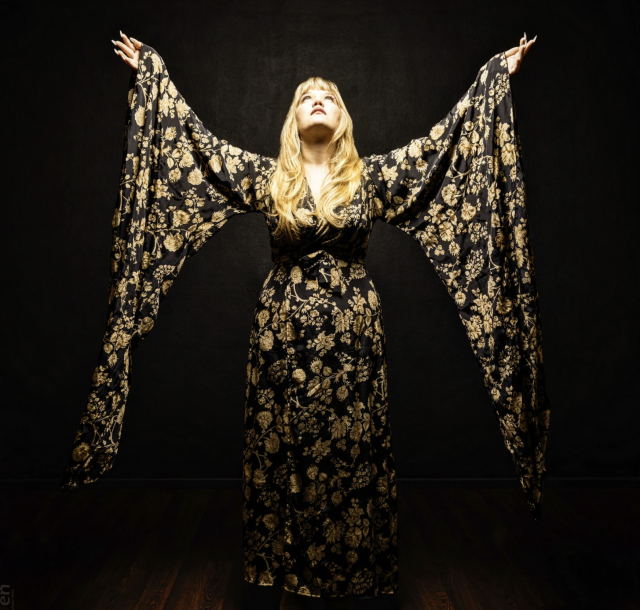 Josephine De Smet Butterflies on Right Chord Music